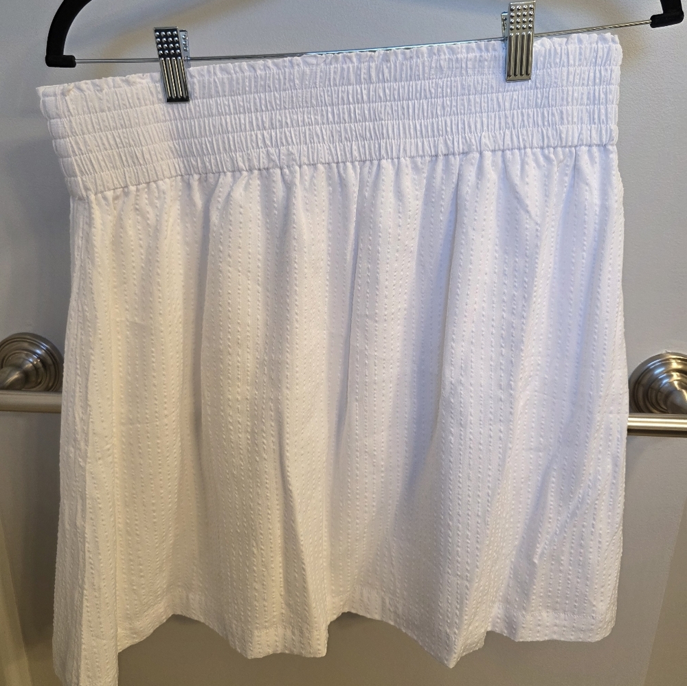 LOFT White Textured Fabric